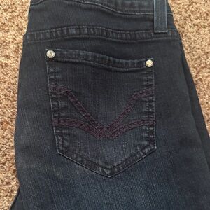 Straight Leg Women’s Jeans in Dark Indigo with Embroidered Pocket